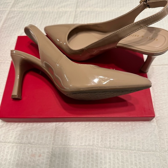 Kelly & Katie Evanish Slingback Pump - Picture 3 of 6